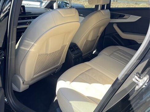 Used 2017 Audi A4 2.0T Premium image 8