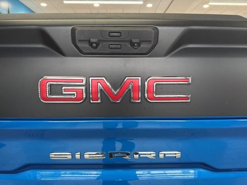Used 2024 GMC Sierra 1500 AT4X w/ AT4X AEV Edition AWD/4WD image 18