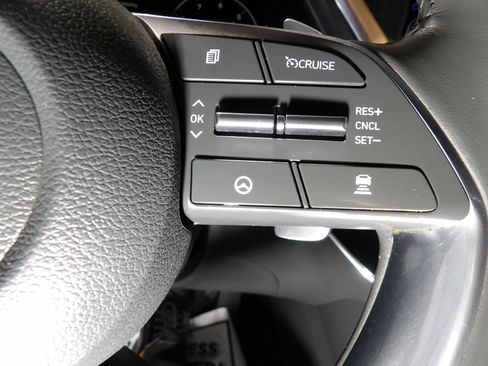 Used 2021 Hyundai Sonata Limited FWD image 21
