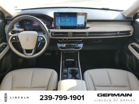 New 2025 Lincoln Corsair FWD image 17