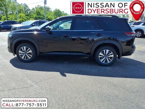 New 2026 Nissan Pathfinder SL FWD image 6