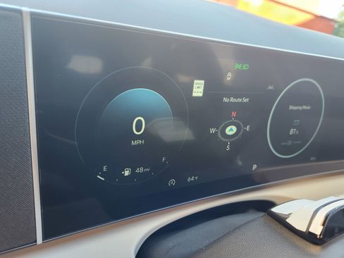 New 2026 Hyundai Tucson Limited FWD image 18