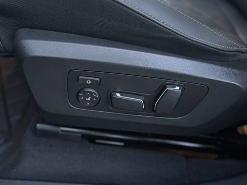 Used 2025 BMW X3 xDrive30i w/ Premium Package image 28