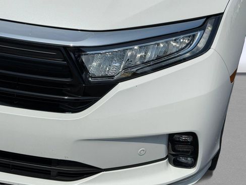 Used 2023 Honda Odyssey Touring image 12