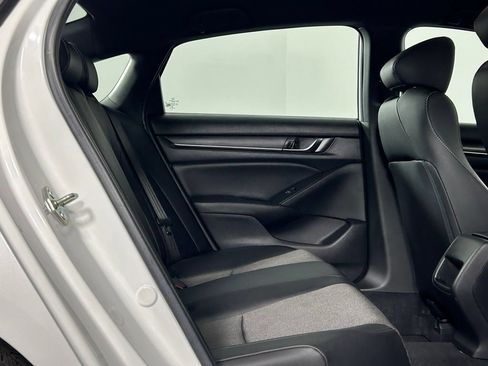 Used 2020 Honda Accord Sport image 12