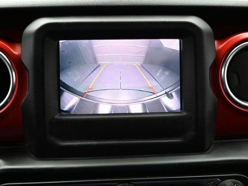 Used 2019 Jeep Wrangler Unlimited Rubicon w/ LED Lighting Group AWD/4WD image 41
