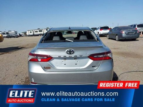 Used 2021 Toyota Camry SE image 32
