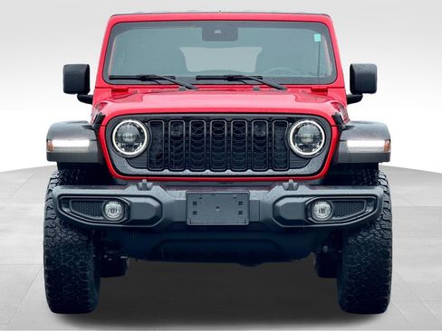 Used 2024 Jeep Wrangler Unlimited Sport AWD/4WD image 2