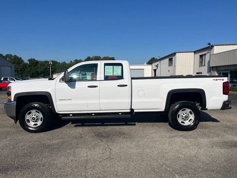 Used 2016 Chevrolet Silverado 2500 W/T w/ Snow Plow Prep Package AWD/4WD image 8