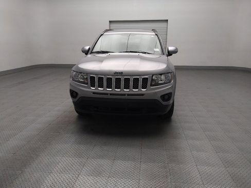 Used 2016 Jeep Compass Latitude image 15