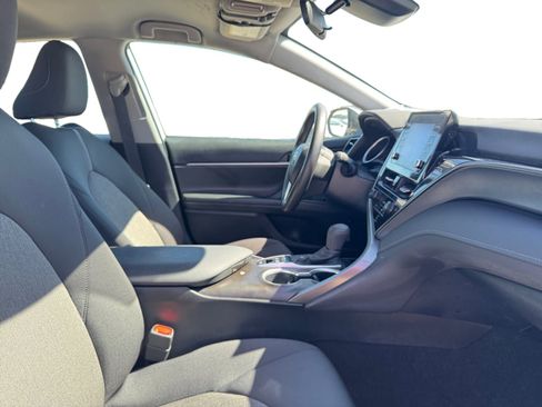 Used 2023 Toyota Camry LE image 25