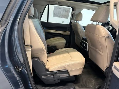 Used 2022 Ford Expedition Max Limited AWD/4WD image 43