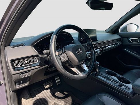 Used 2023 Honda Civic Sport Touring image 9