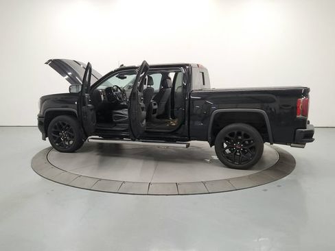 Used 2017 GMC Sierra 1500 Denali w/ Denali Ultimate Package AWD/4WD image 14
