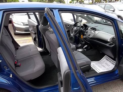 Used 2009 Honda Fit image 10