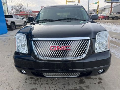 Used 2012 GMC Yukon XL Denali image 3