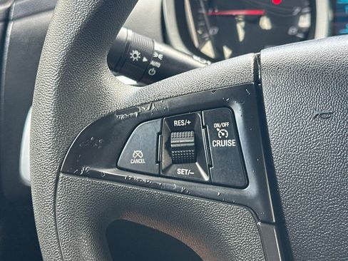 Used 2016 Chevrolet Equinox LS FWD image 34
