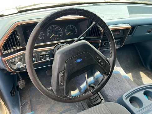 Used 1988 Ford Bronco AWD/4WD image 10