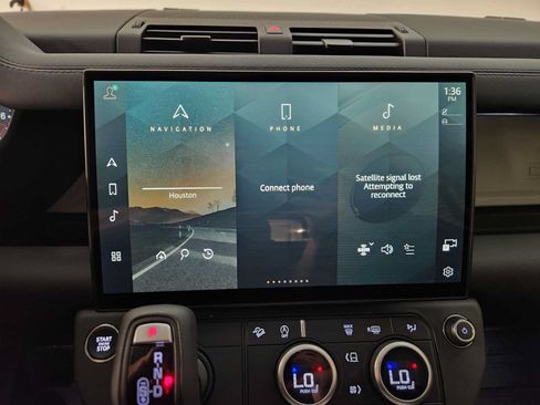 New 2026 Land Rover Defender 110 S AWD/4WD image 32
