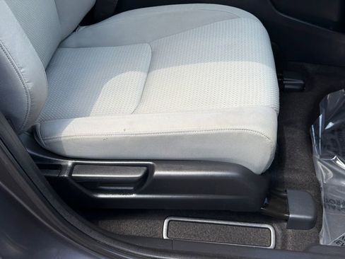Used 2019 Honda HR-V EX image 12