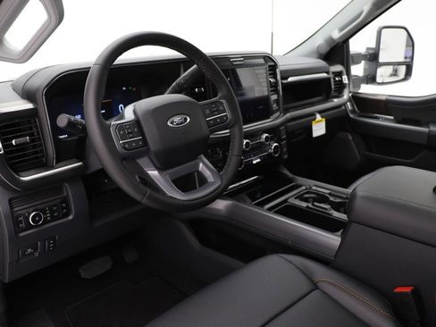 New 2026 Ford F250 Lariat w/ Chrome Package image 19