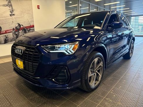 Used 2025 Audi Q3 2.0T Premium AWD/4WD image 3