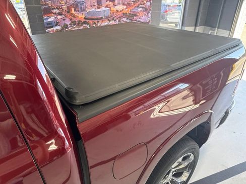 Used 2019 RAM 1500 Limited w/ Advanced Safety Group AWD/4WD image 10