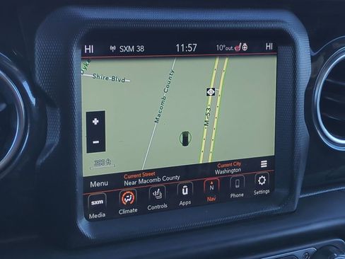 Used 2021 Jeep Wrangler Unlimited Sahara image 29