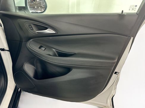 Used 2024 Buick Encore GX Sport Touring image 30