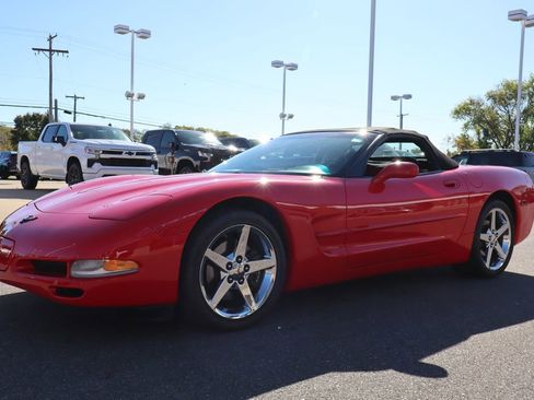 Used 2000 Chevrolet Corvette Convertible image 9