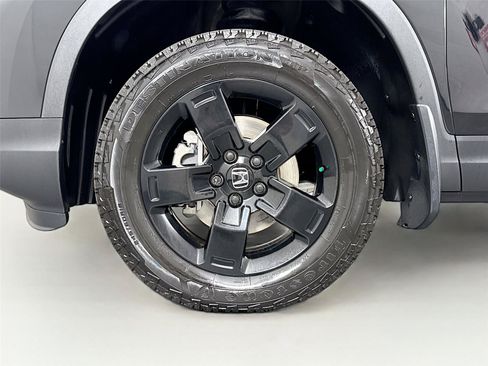 Used 2025 Honda Ridgeline Black Edition image 52