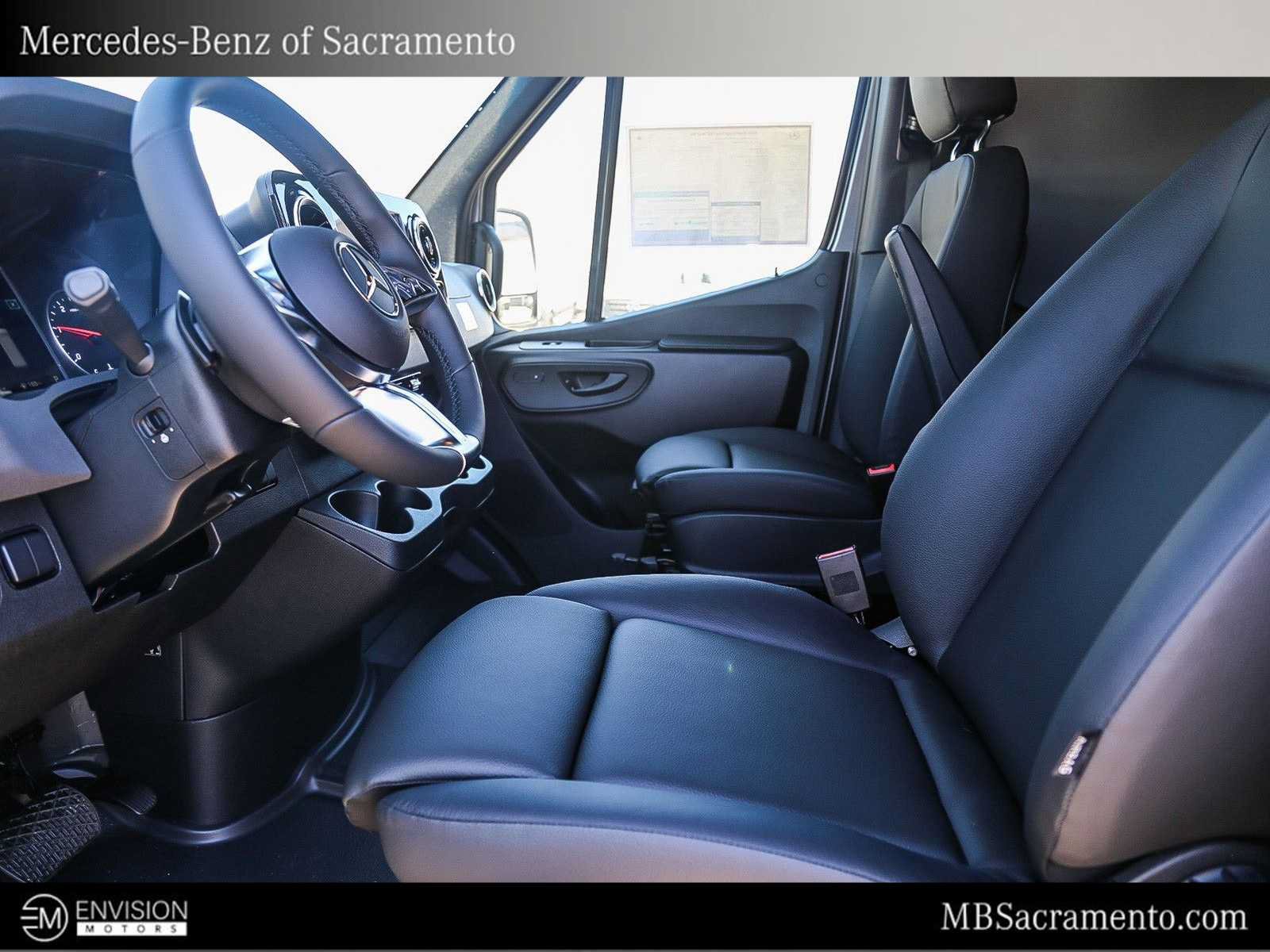 New 2026 Mercedes-Benz Sprinter 2500 image 18