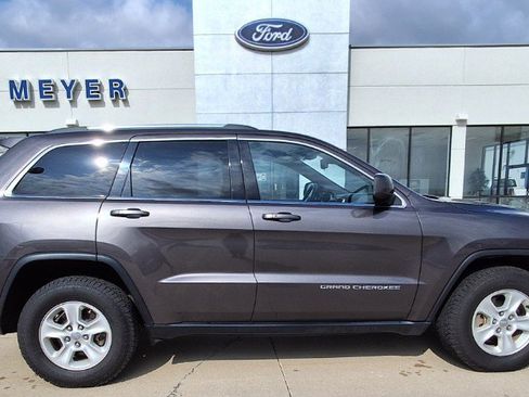 Used 2014 Jeep Grand Cherokee Laredo w/ Quick Order Package 23E AWD/4WD image 1