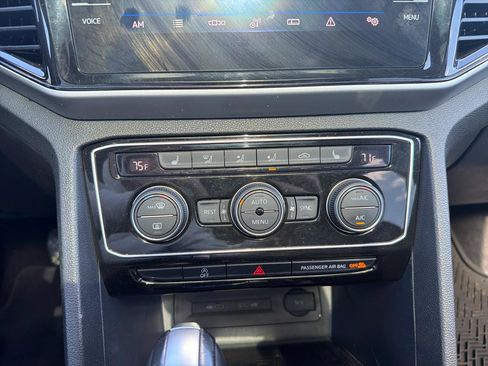 Used 2022 Volkswagen Atlas SE w/ Panoramic Sunroof Package image 28