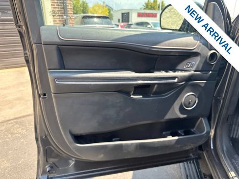 Used 2024 Ford Expedition Max Limited AWD/4WD image 21