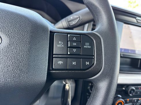 Used 2025 Ford F250 XL AWD/4WD image 22