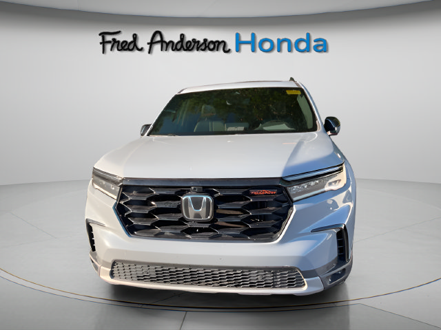 Used 2023 Honda Pilot TrailSport image 4