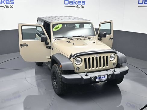 Used 2017 Jeep Wrangler Sport AWD/4WD image 46