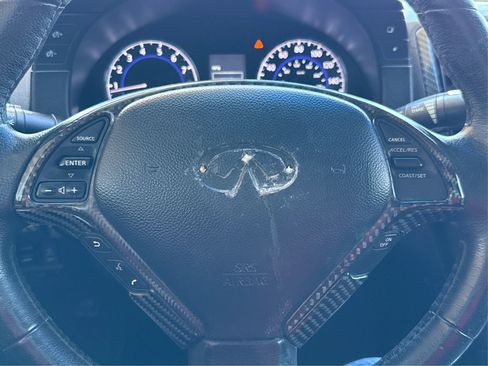 Used 2011 INFINITI G37 x Coupe w/ Premium Pkg image 16