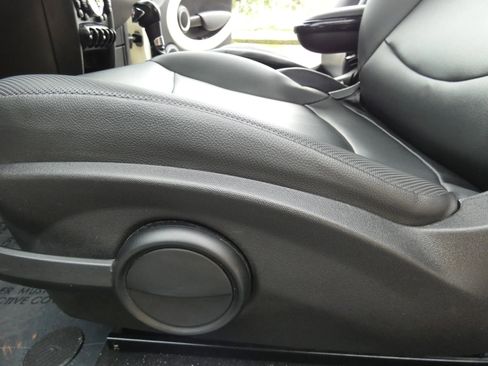 Used 2013 MINI Cooper Hardtop image 39