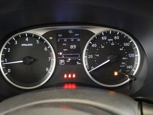 New 2025 Nissan Kicks Play S image 12