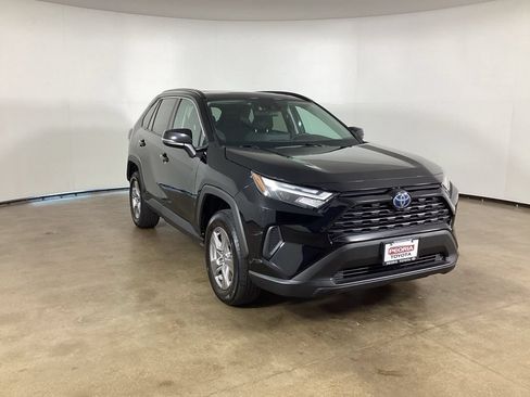 Used 2024 Toyota RAV4 XLE w/ Convenience Package AWD/4WD image 3