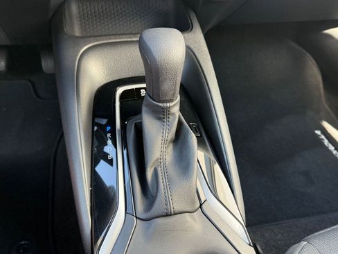 Certified 2023 Toyota Corolla LE image 18