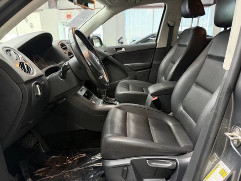 Used 2016 Volkswagen Tiguan S AWD/4WD image 11