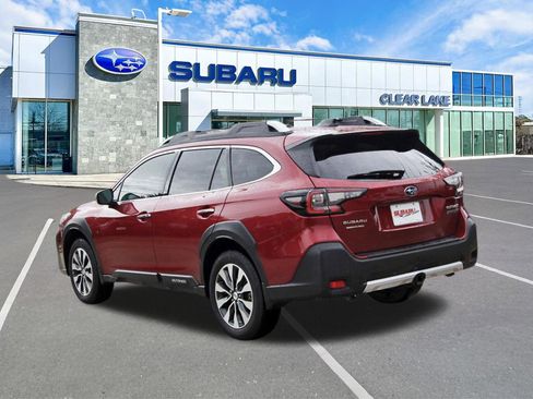 Used 2025 Subaru Outback Touring XT AWD/4WD image 4