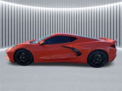 Used 2020 Chevrolet Corvette Stingray Coupe w/ Z51 Performance Package image 7