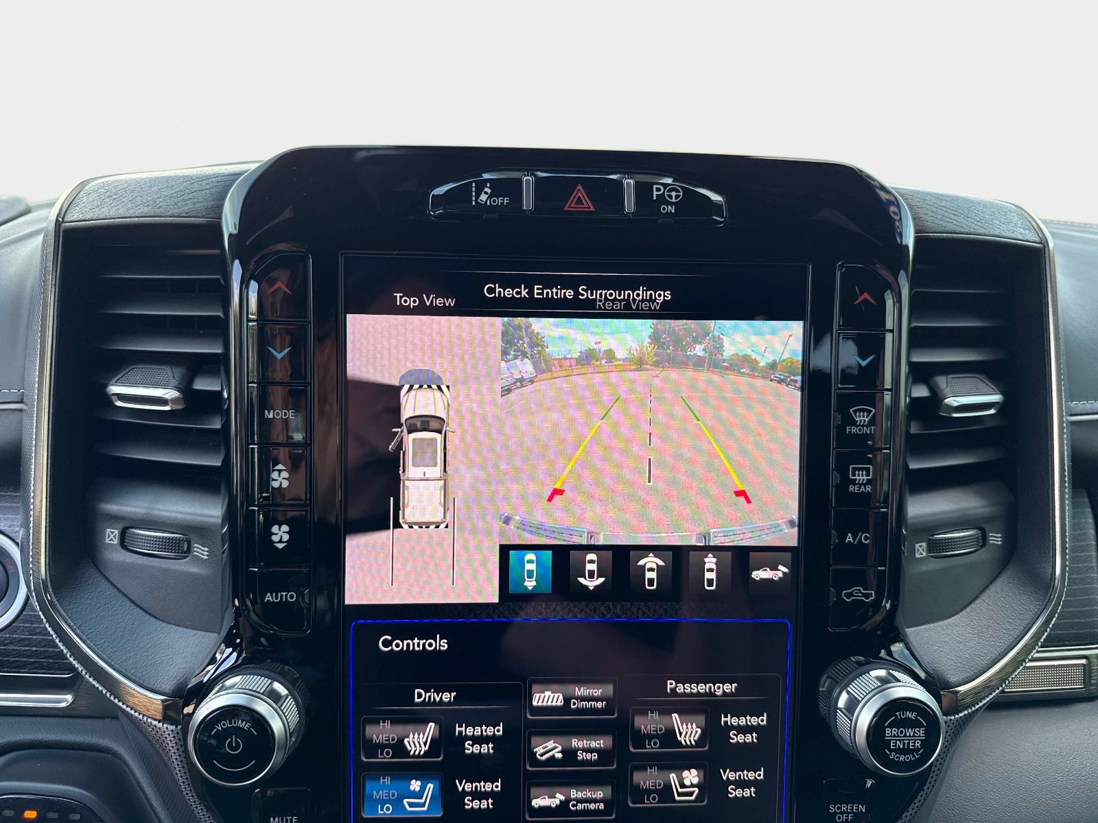 Used 2019 RAM 1500 Limited AWD/4WD image 24