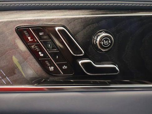 New 2026 Cadillac Escalade IQL Luxury image 9