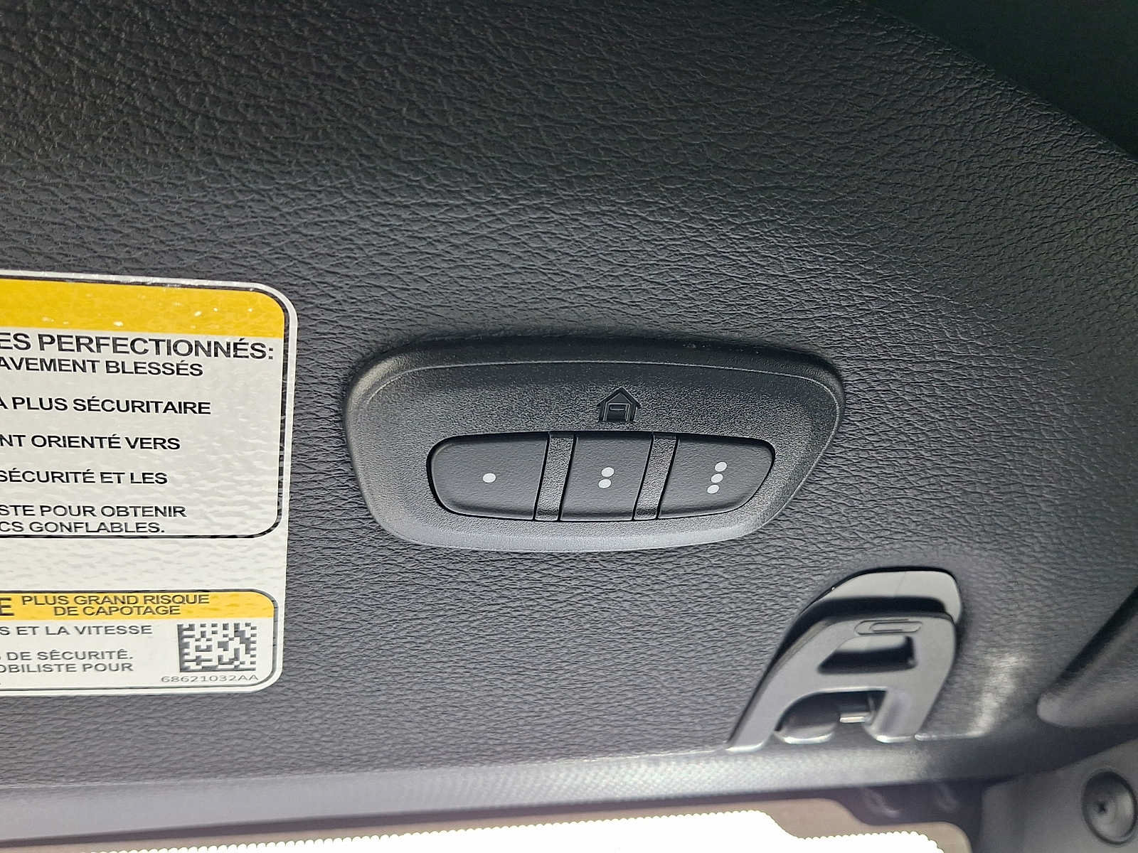 New 2026 Jeep Wrangler Unlimited Sahara AWD/4WD image 18