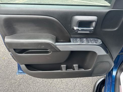 Used 2018 Chevrolet Silverado 1500 LT w/ Texas Edition AWD/4WD image 21